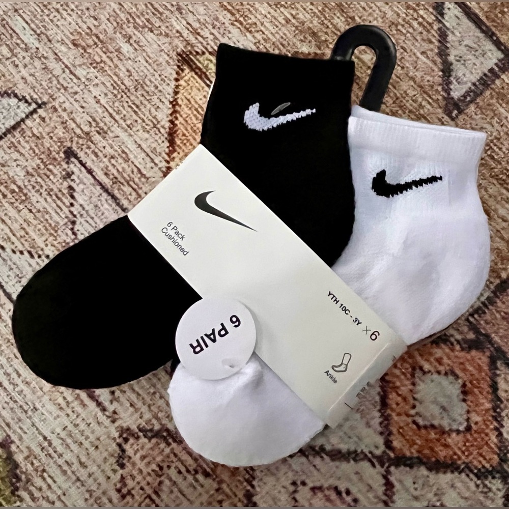 Nike kids socks